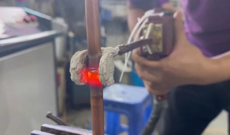INDUCTION BRAZING COPPER PIPE